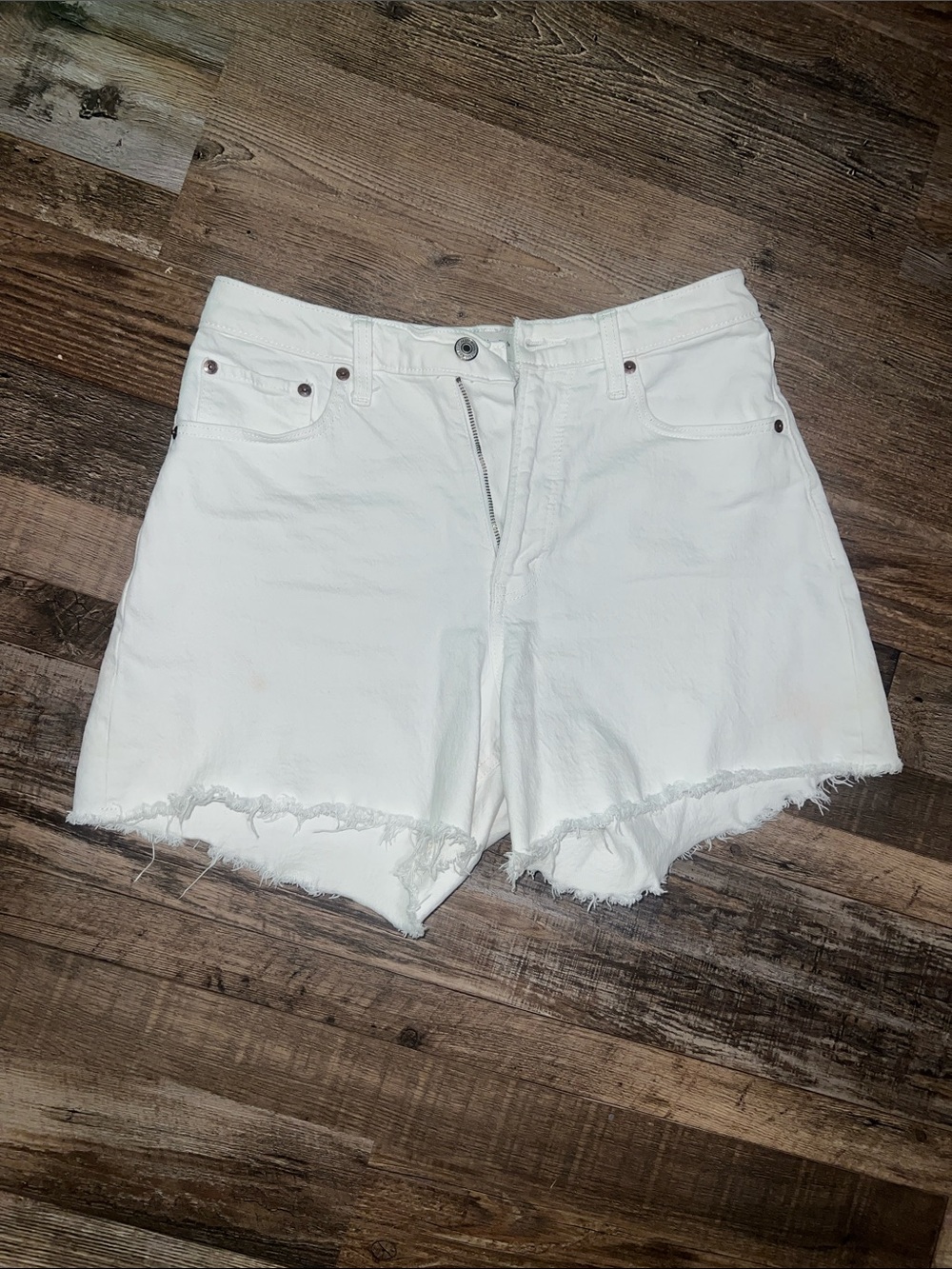 Abercrombie & Fitch Curve Love White Frayed Hem Denim Dad Shorts